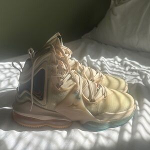 Nike Lebron 19s “Minneapolis Lakers”